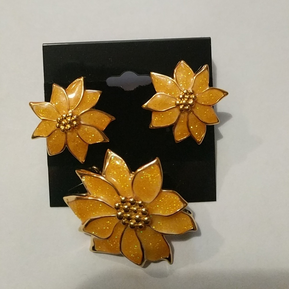 Sunflower earring and pin / pendant set